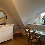 Haus Am Hafen - Kaminfeeling Und Luxus Unter Reet *