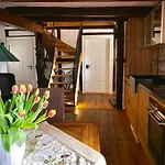 Haus Am Hafen - Kaminfeeling Und Luxus Unter Reet *