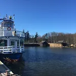 Haus Am Hafen - Kaminfeeling Und Luxus Unter Reet 普雷罗
