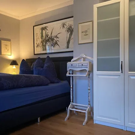 펜션 Haus Am Hafen - Kaminfeeling Und Luxus Unter Reet 프레로