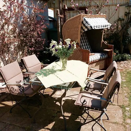 Haus Am Hafen - Luxus Unter Reet, Garten, Strandkorb, Kleine Idylle Prázdninový dům *