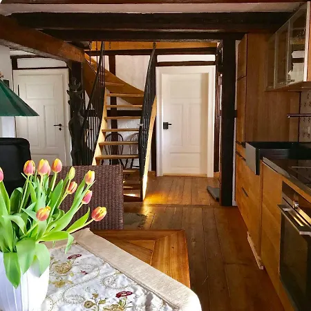 Haus Am Hafen - Kaminfeeling Und Luxus Unter Reet *