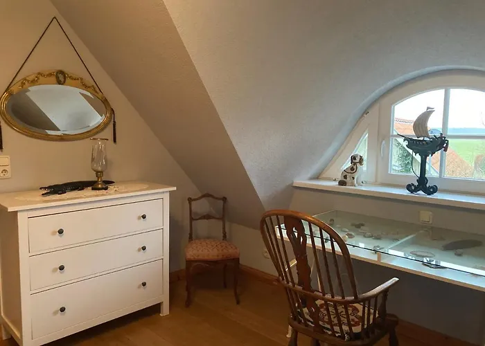 Haus Am Hafen - Kaminfeeling Und Luxus Unter Reet *