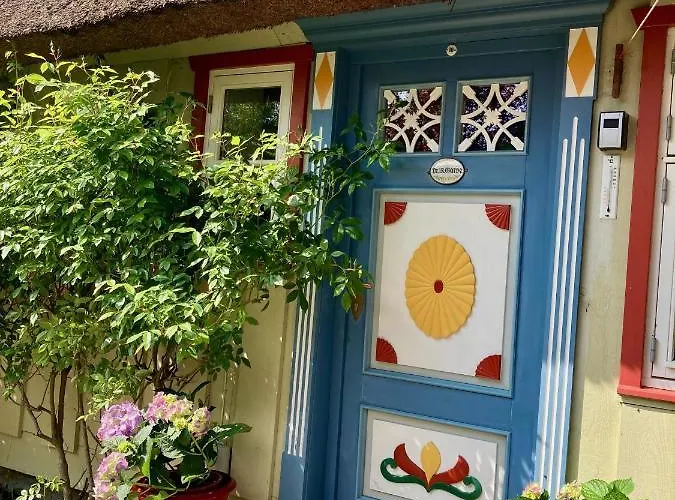 Haus Am Hafen - Kaminfeeling Und Luxus Unter Reet Prerow