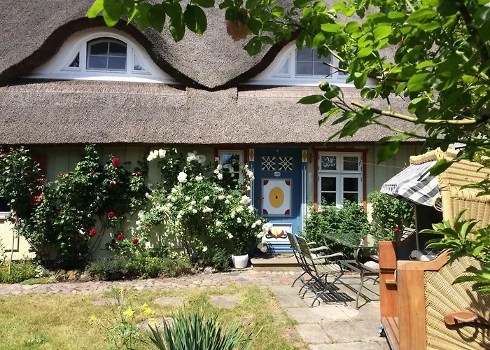 Haus Am Hafen - Kaminfeeling Und Luxus Unter Reet Vakantiehuis