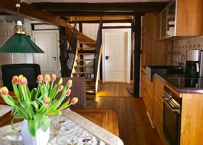 Haus Am Hafen - Kaminfeeling Und Luxus Unter Reet *