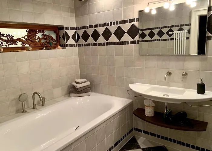 Haus Am Hafen - Kaminfeeling Und Luxus Unter Reet Vakantiehuis *